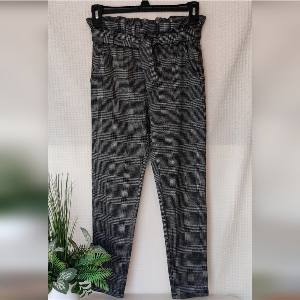 Justice Girls Ruffled Waist Pants Black & WhitePlaid Size 10
